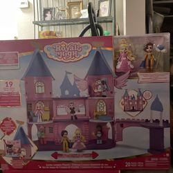 Royal High castle campus play set