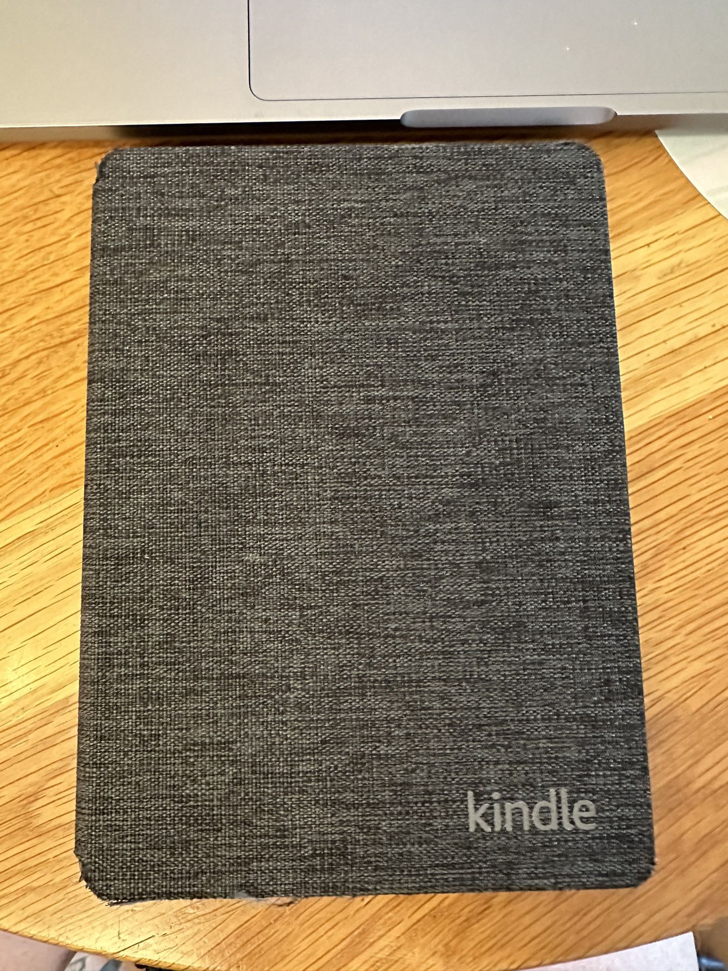 Kindle Paperwhite 11th Generation - w/Cover