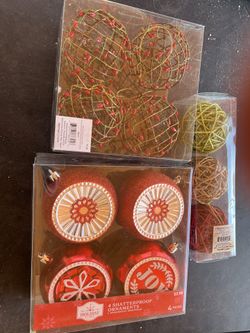 FREE - Christmas Ornaments