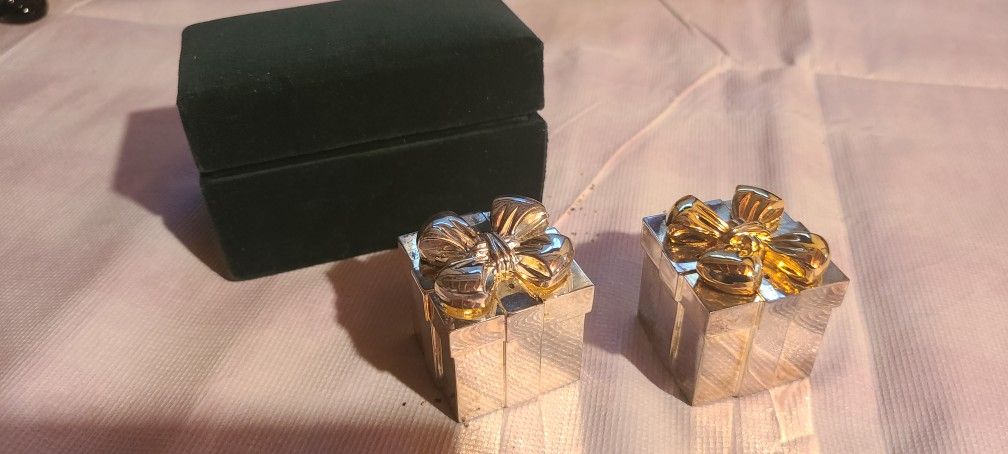 Silver Treasures by Godinger Salt & Pepper Shakers 