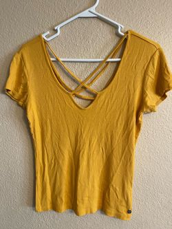 Guess mustard Top size L