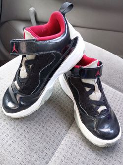 Air Jordan Max Aura 2