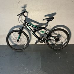 BICYCLE NEXT 18 SPEED SIZE 24 BRAND NEW