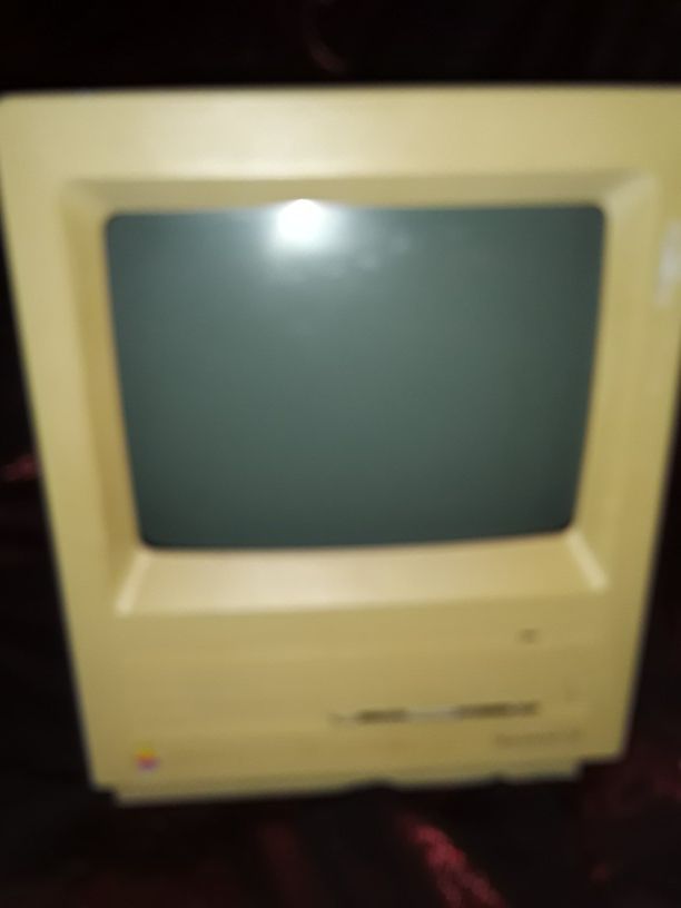 Apple Macintosh SE vintage computer antique