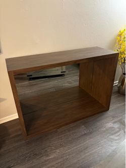 Modern tv stand  15x44x30