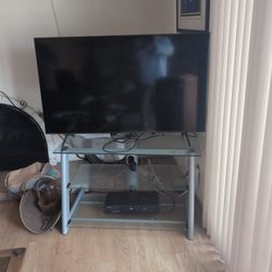 2020 55" Samsung TV. With Stand, Remote, HDMI Cable.