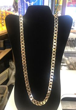 Brand New Gold Plated (not real Gold) Cuban Link Chain 36”