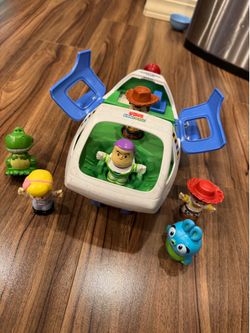 little people buzz lightyear spaceship