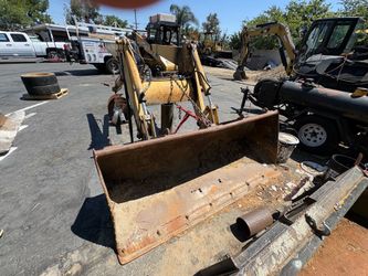 Ford tractor bucket