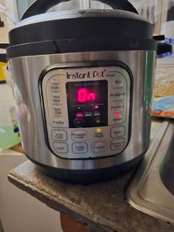 Instant Pot Duo Electric Pressure Cooker