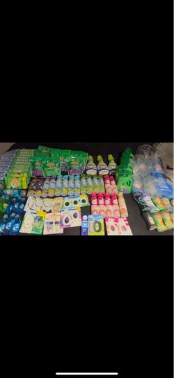 laundry detergent baskets available