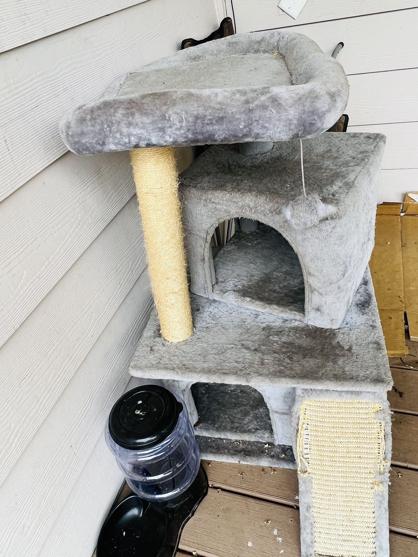 Cat Tree & Condo Scratching Post Tower Play House