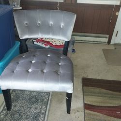 Velvet Chair