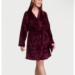 NWT Sealed VICTORIA'S SECRET Short Cozy Robe Size S