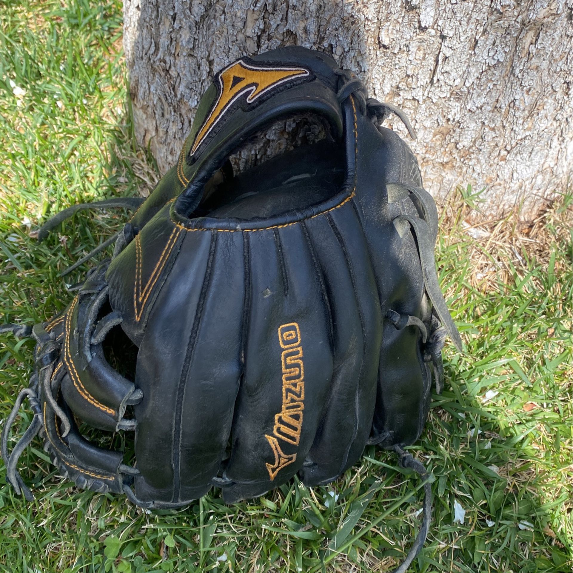 Baseball Glove/black Glove/ Infielders Glove