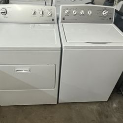 Kenmore washer And Kenmore Eléctric Dryer 