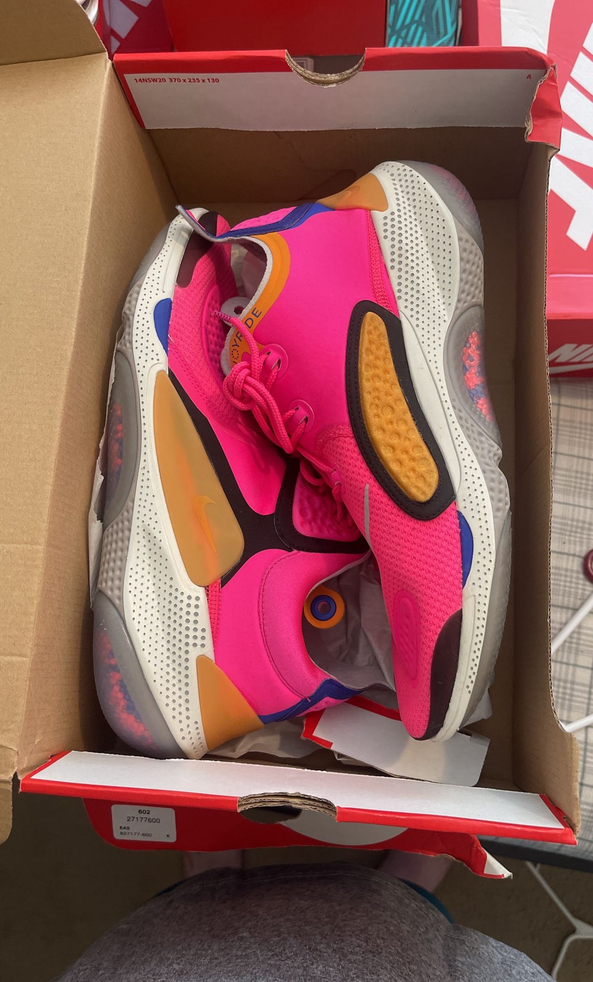 Nike