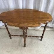 Antique English Style Solid Wood Coffee Table