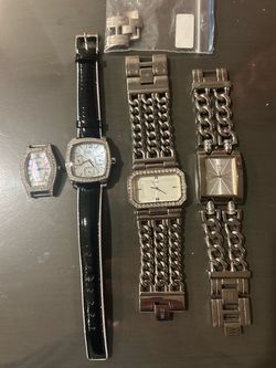 Lot of watches