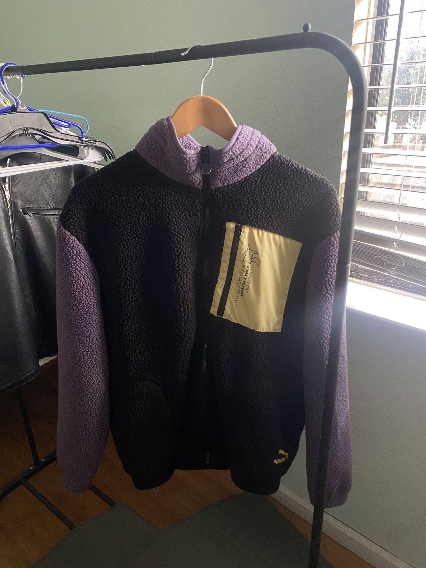 PUMA x Pokémon : Pikachu Puma Black & Purple Faux Shearling Jacket