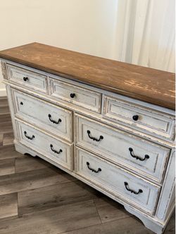 Hardwood Dresser