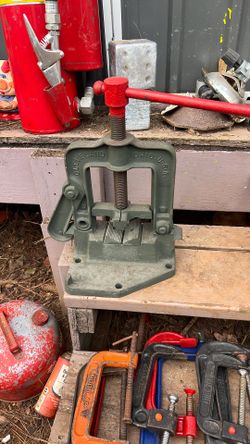 Cleveland Ohio Pipe Vise
