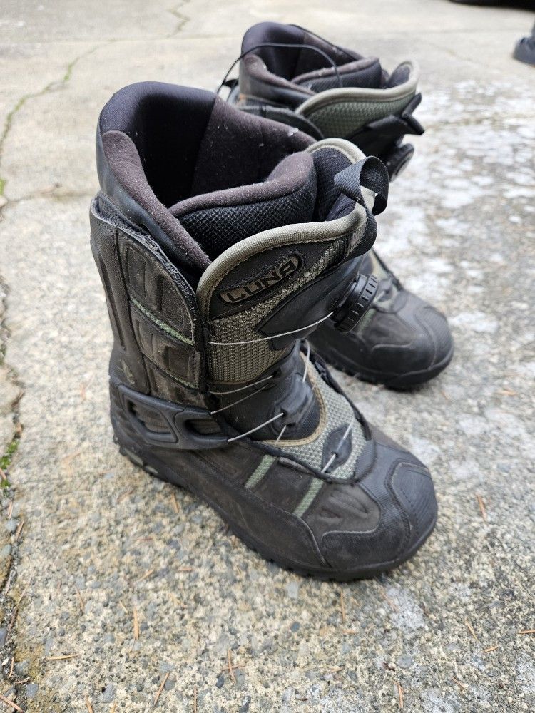 Snowboard Boots