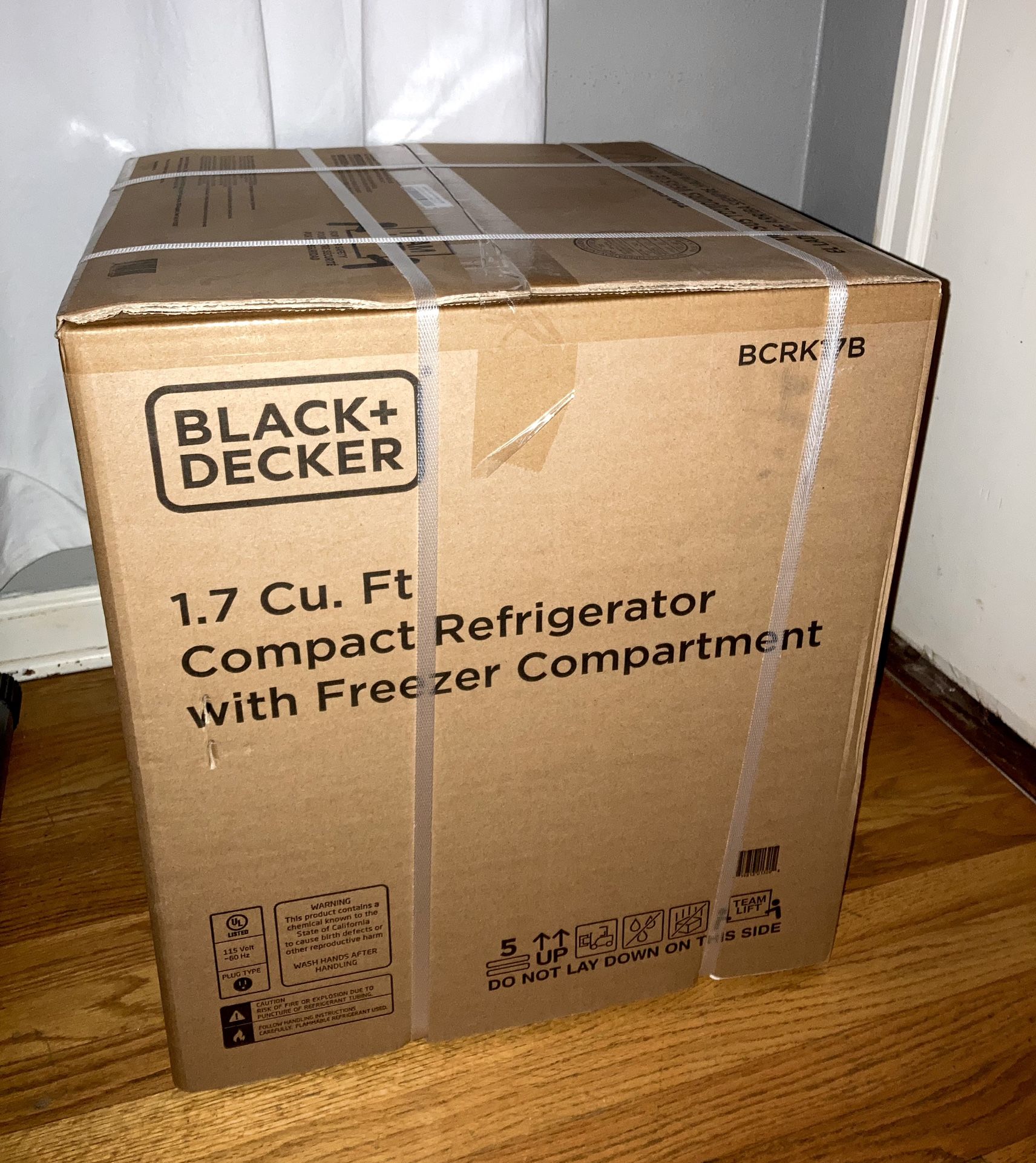 New Mini Refrigerator + Freezer By Black+Decker