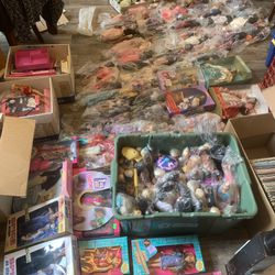 Unbelievable Barbie Lot.  All Collectible And In Perfect Shape