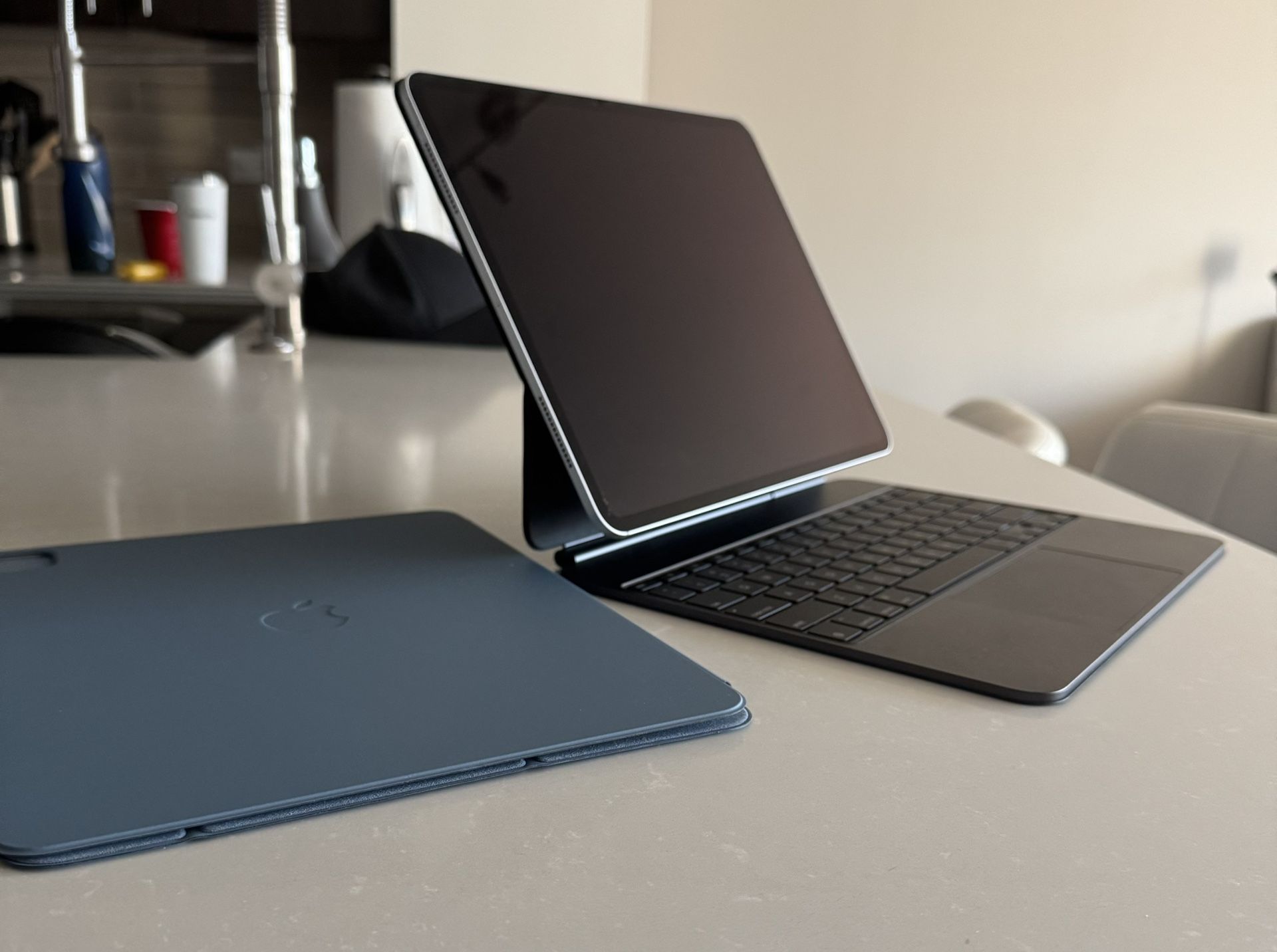 IPAD PRO 13” 7th Gen