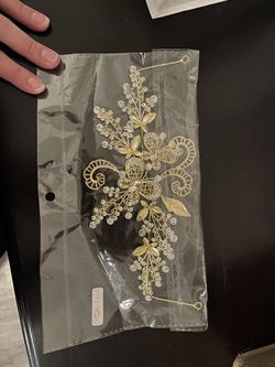 Gold Hairpiece