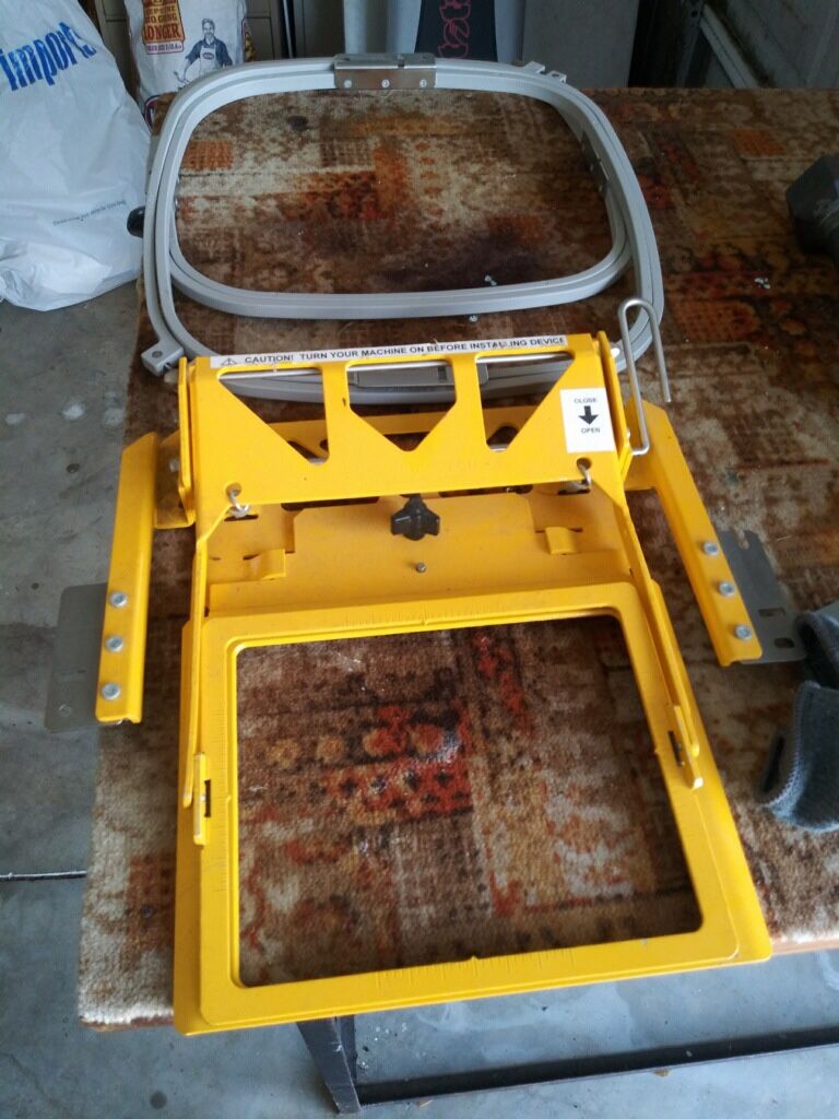 Happy Embroidery Machine alone With Hoops Attachments And Software .