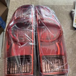 Taillights Assembly Pickup Brake Rear Lamps Compatible with 2005-2015 Tacoma 05-15 Tacoma Pickup Tail Light- Passenger and Driver Side- With Bulb