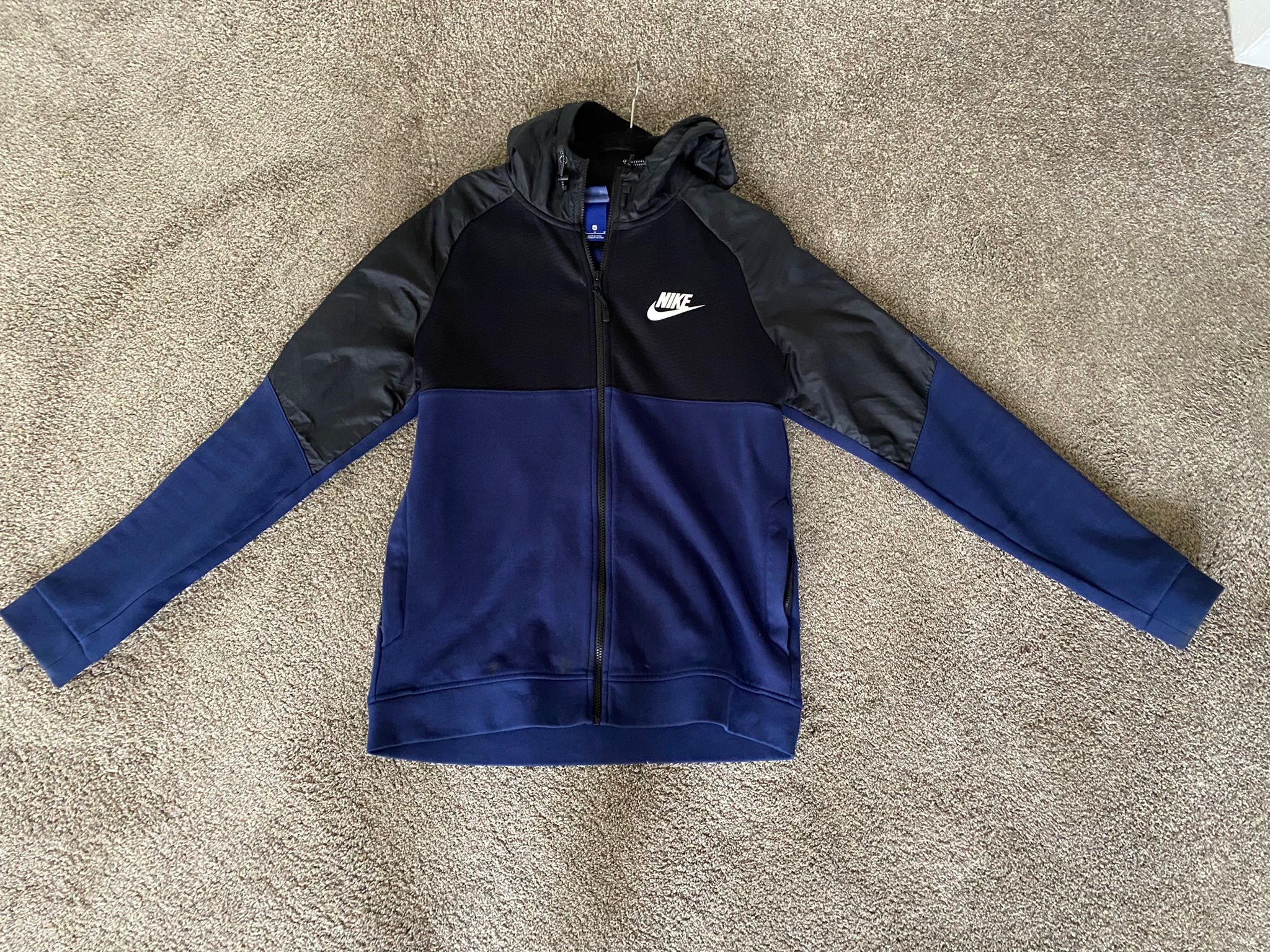 Nike Tech Fleece Size M - Mens