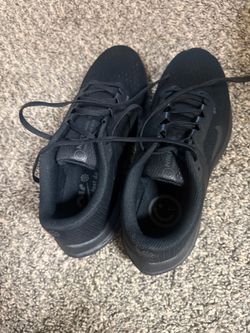 Women’s Nike shoes