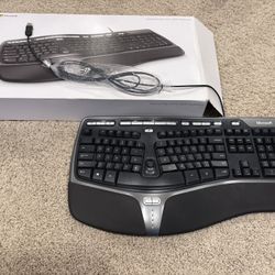 Natural Ergonomic 4000 Keyboard (Microsoft)