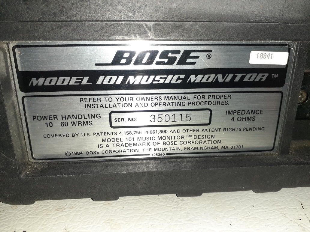 BOSE MODEL 101 MUSIC MONITOR