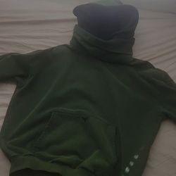 ditchla https://offerup.com/redirect/?o=ZGl0Y2gubGE= mask hoodie