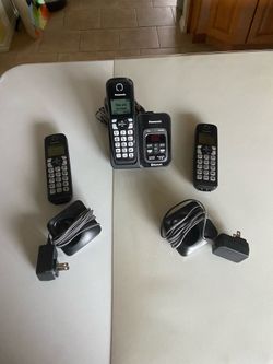 Panasonic cordless phone   3 head sets