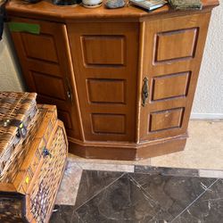 Small Cabinet With Mirror 