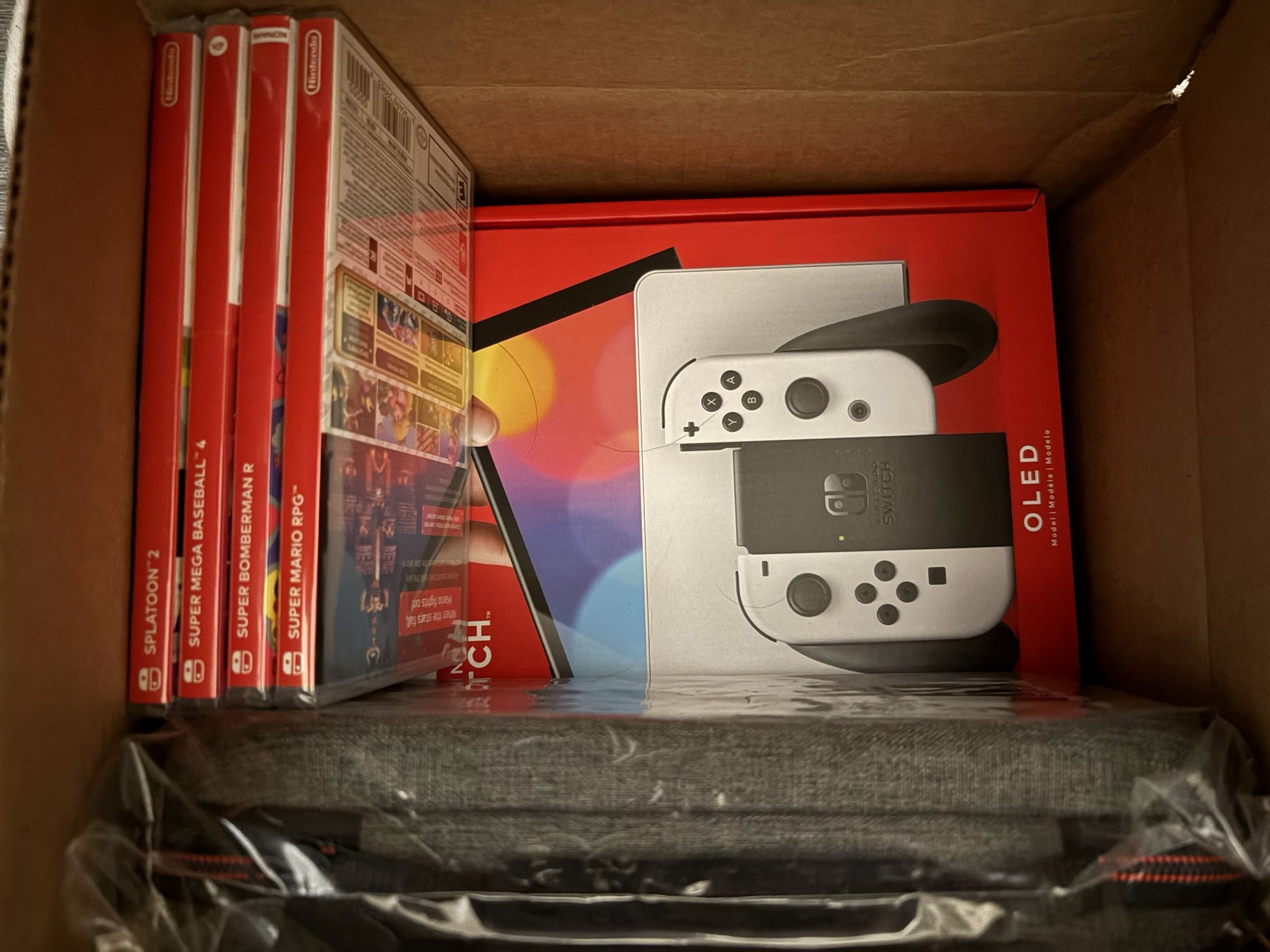 nintendo switch OLED plus 5 Games And Case ALL NEW