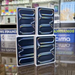 iPad Pro 13 inch & 11 inch M4 Chip (Newest Models) (Take It Home In Payment/ llévatelo a casa en pagos) *Starting At $799.99*