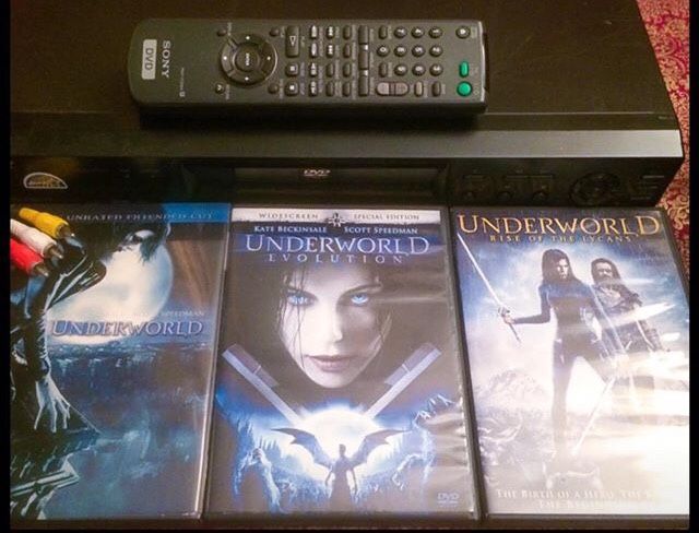 SONY DVD/CD PLAYER - [DVP-NS4000] + UNDERWORLD TRILOGY ON DVD! OFF TO COLLEGE/GUEST ROOM SPECIAL!!!