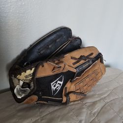 Louisville Slugger Genesis 1884 11 Inch Right Hand Throw Baseball Glove