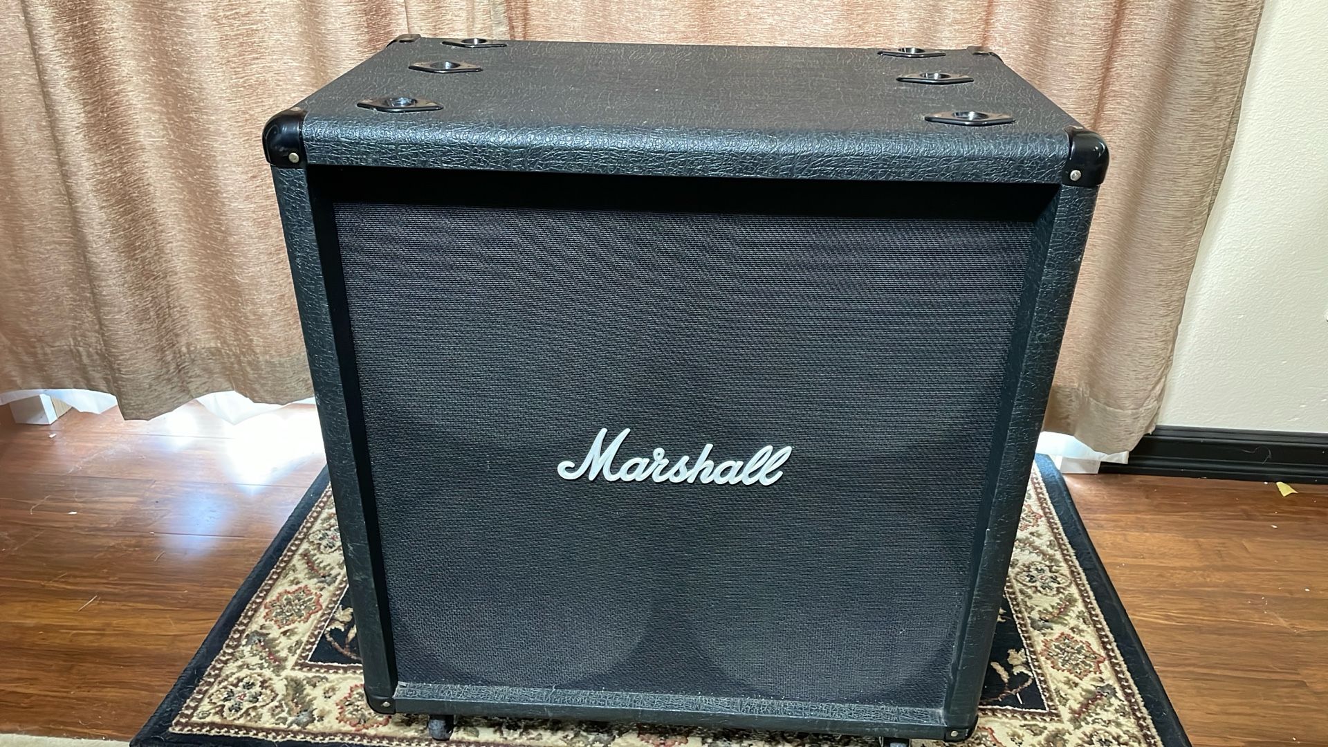 Marshall  VS412 Speaker Cabinet