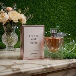 Lancôme La Vie Est Belle L'Eau de Parfum (2.5 oz / 75 ml)