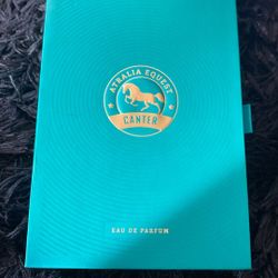 Brand new perfume amazing smell never been used