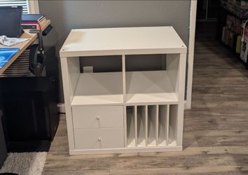 White Storage Shelf Unit with Drawers