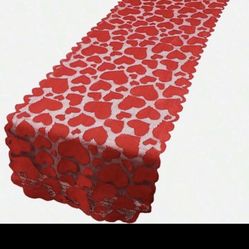 Valentines Day Table Runner 