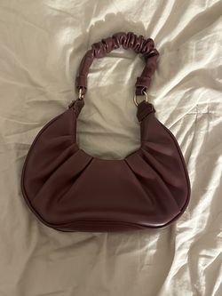 Burgundy Shoulder Bag – Like New